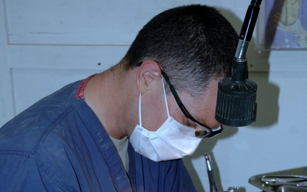Iraqi doctors, medics treat fellow Iraqis at medical engagement