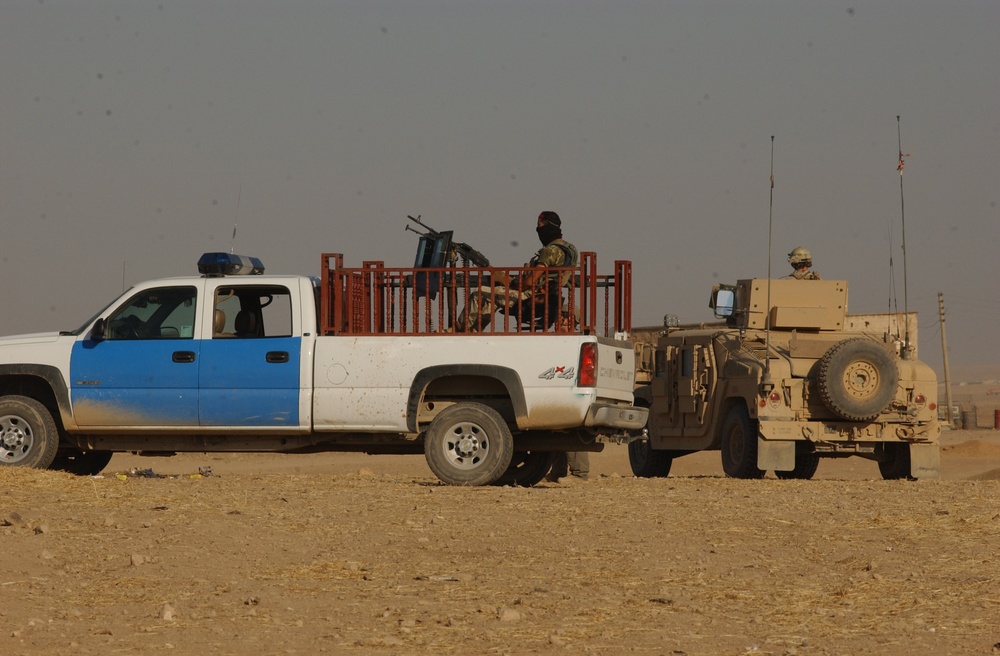 U.S. Special Force and Iraqi Security Conduct Combat Operations