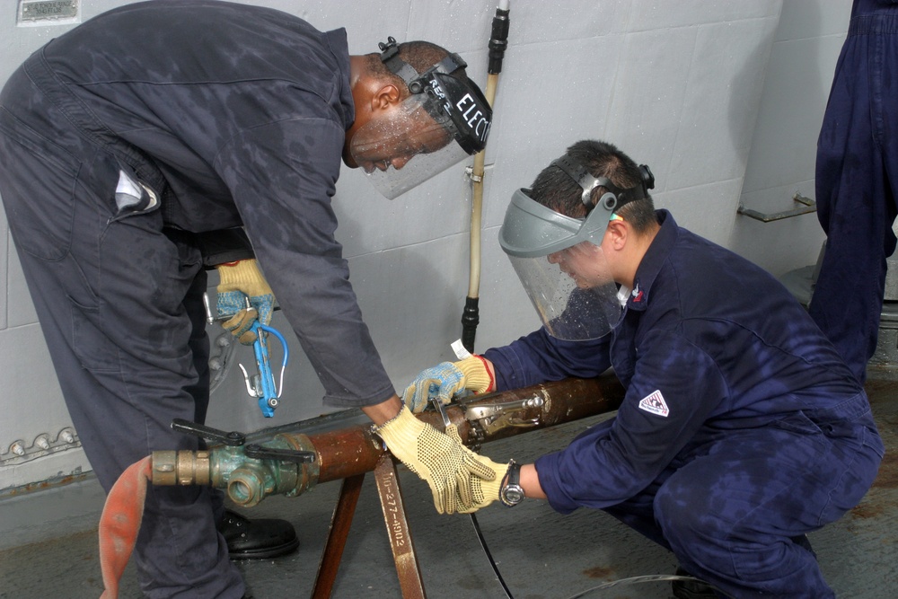 Sailors Hold Damage Control Olympics