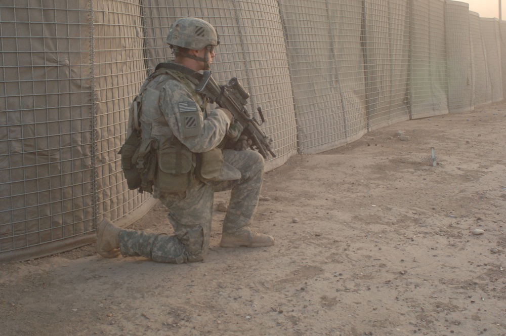 2nd Infantry Division Soldiers Operate in Baghdad