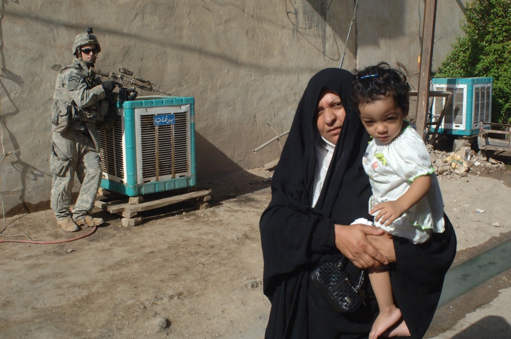 2nd Infantry Division Soldiers Operate in Baghdad