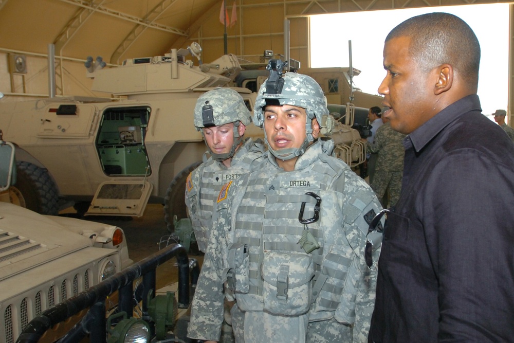 U.S. Rep. Meek Visits Troops in Kuwait