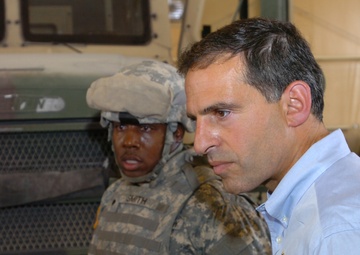 Rep. Arcuri visits troops in Kuwait