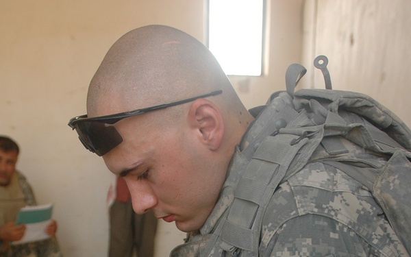 Iraqi Provincial Volunteers Help Secure Radwaniyah