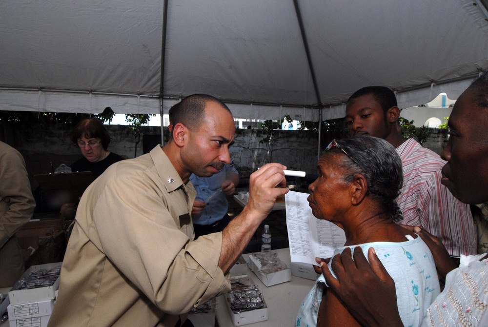 MSC Hospital Ship USNS Comfort in Haiti