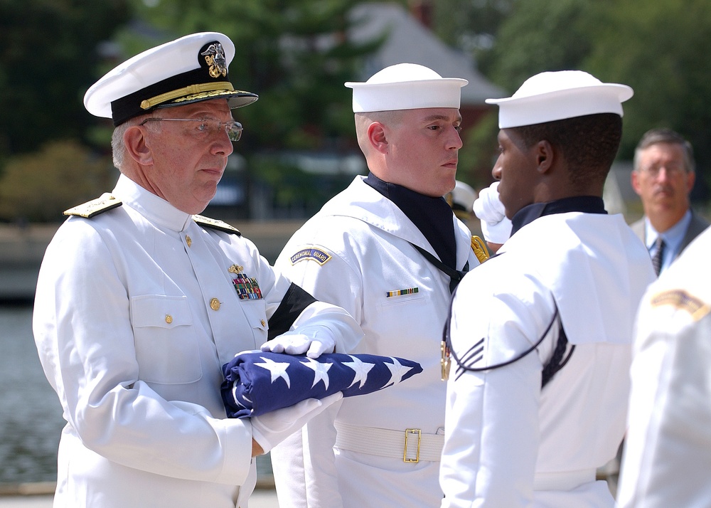 Honors For Naval Hero At Annapolis