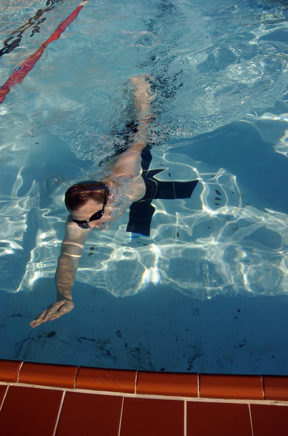 Sailor Completes 500-meter Swim During PST