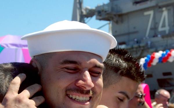 USS John C. Stennis Arrives at Naval Air Station North Island