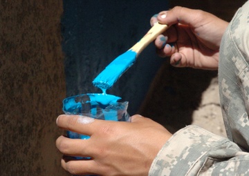 Soldier Paints to Relieve Stress, Motivate Unit