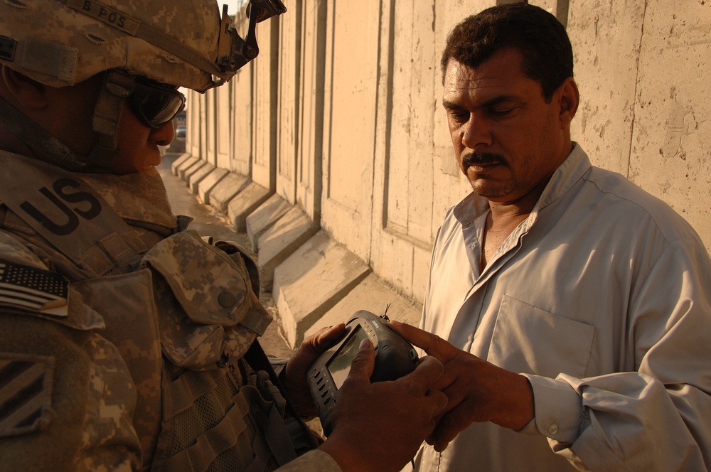 3rd ID Soldiers Run Checkpoint in Wahida