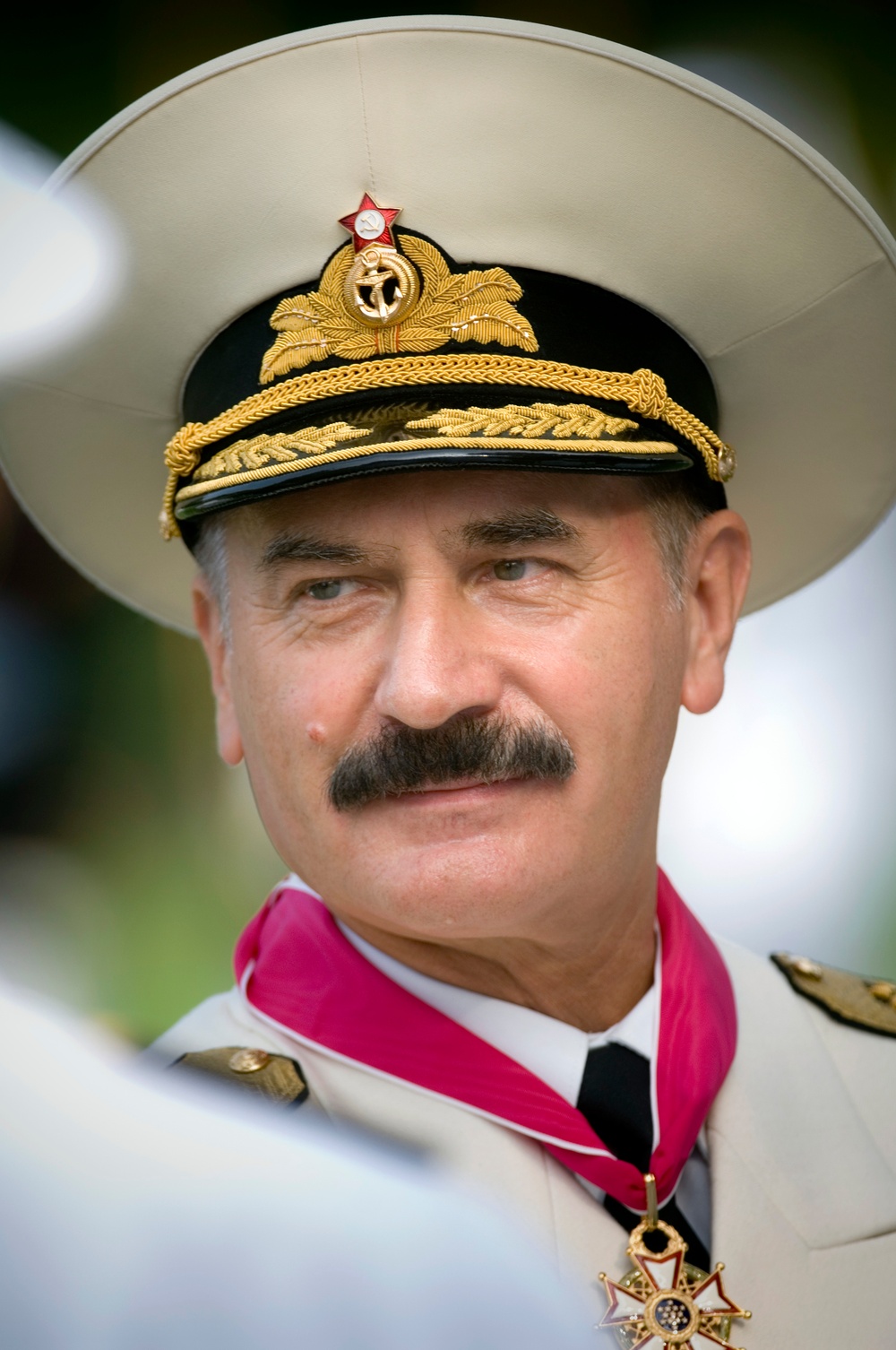CNO welcomes Russian Navy Commander-in-Chief
