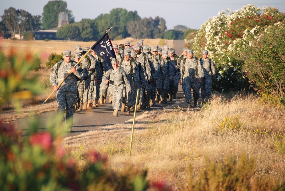 California National Guard Soldiers March to Honor the Fallen