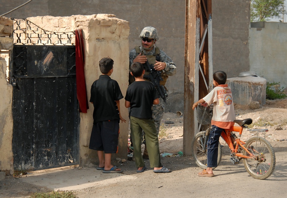 Soldiers conduct town assessment