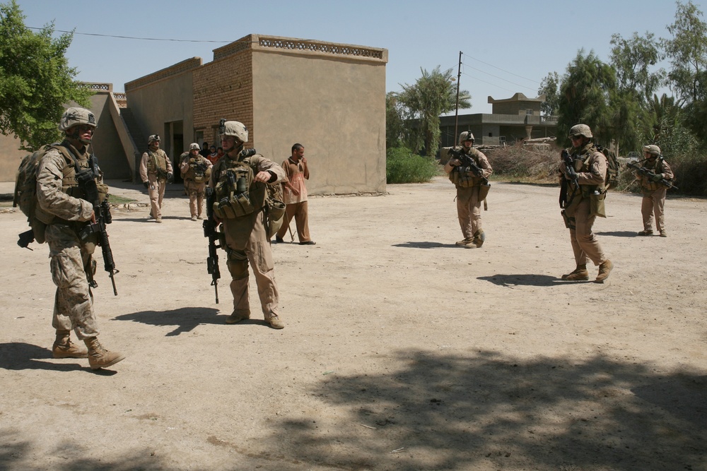 Marines keep area safe during Operation Street Sweeper II