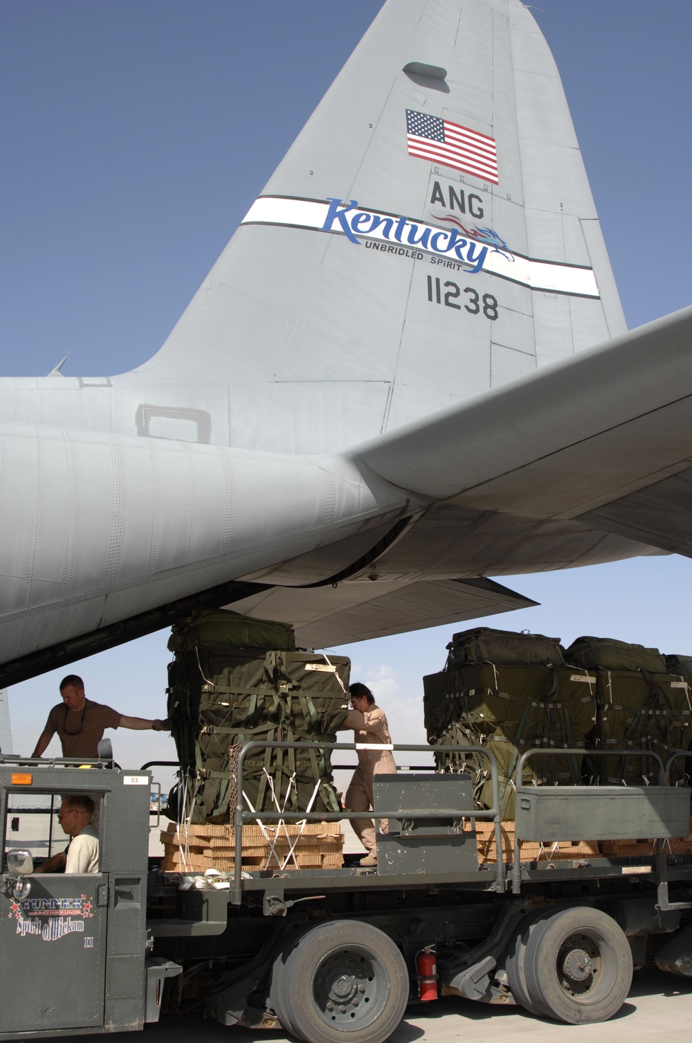 c-130 Hercules aircraft high altitude airdrop