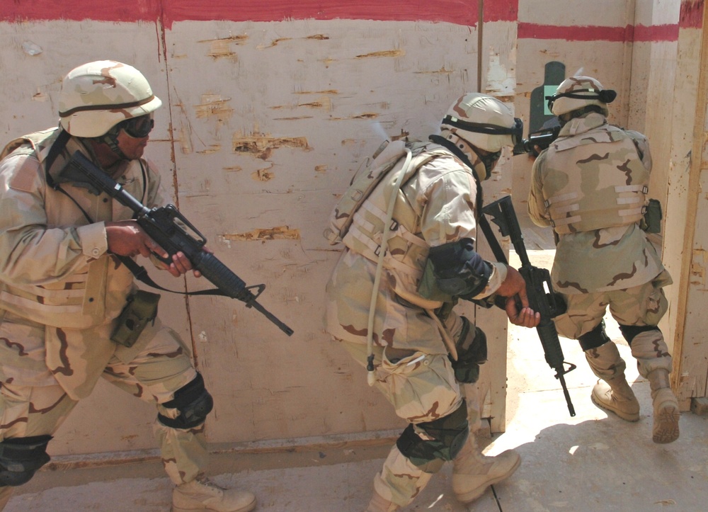 Tongans train to go to Iraq