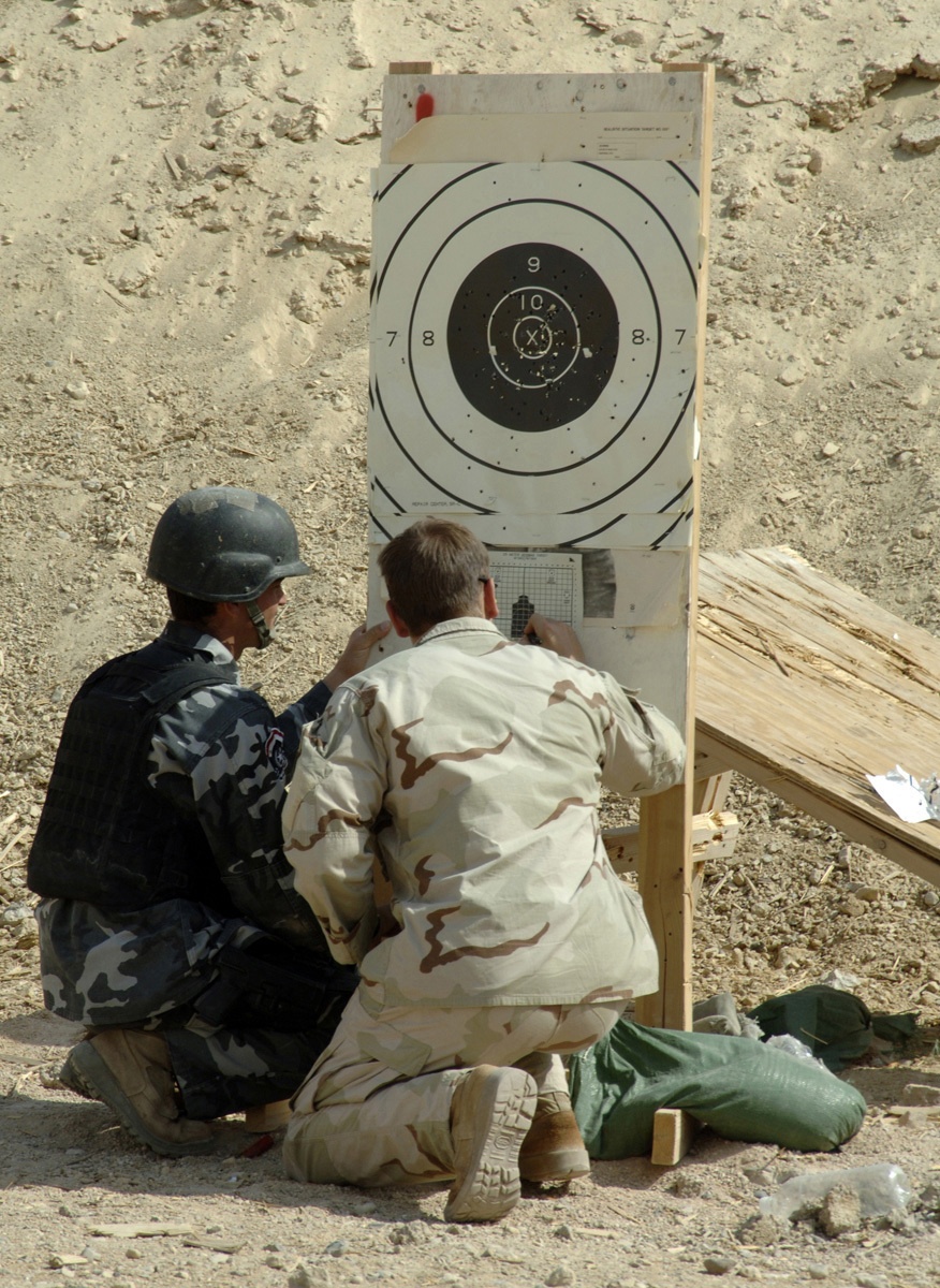 U.S. Army Special Forces Soldiers Train Iraqi SWAT Team