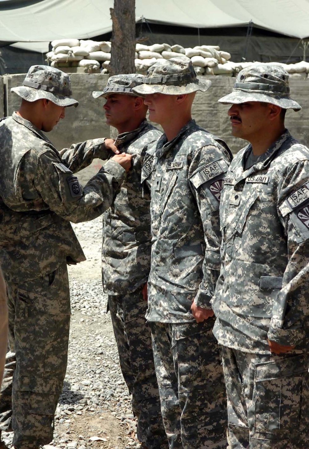 Aviation Soldiers Maintain Choppers, Get Recognize