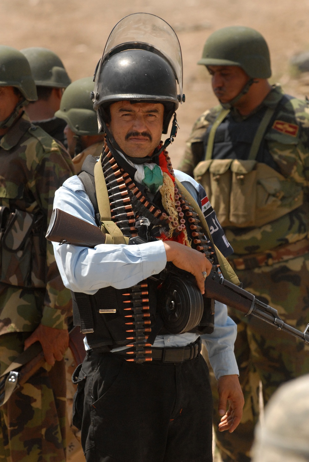 Iraqi Army, Police Reclaim Neighborhood From Al-Qaida