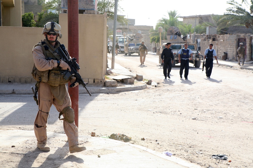 Regimental Combat Team 6 Patrols Fallujah