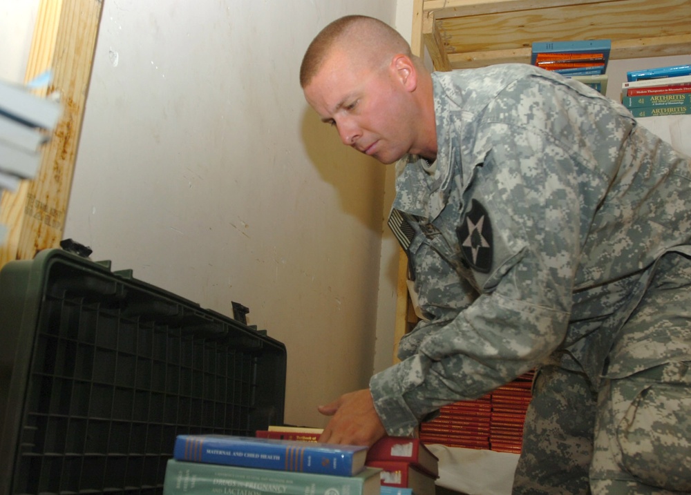 Project on Taji brings donated medical books to Iraqi doctors