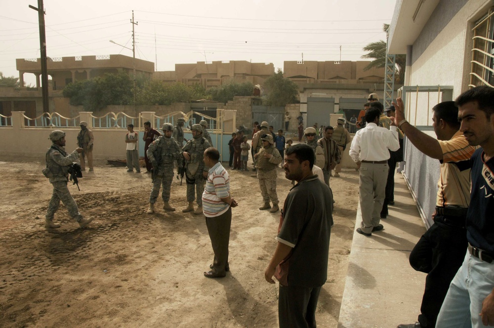 Marines Assist in Ar Ramadi Reconstruction