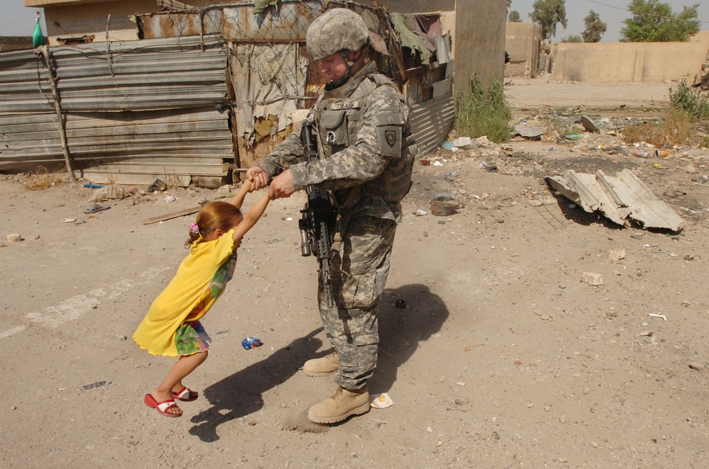 149th Infantry Regiment Soldiers Patrol Al Furat