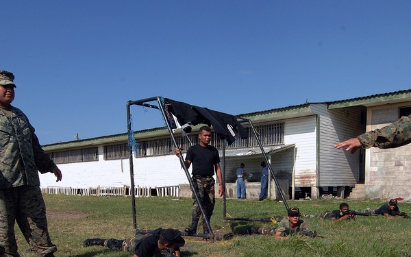 Mobile Training Team Instructs Guatemalan Marines