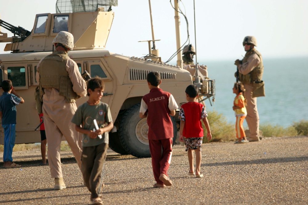 Marines Operate in Al Kabani