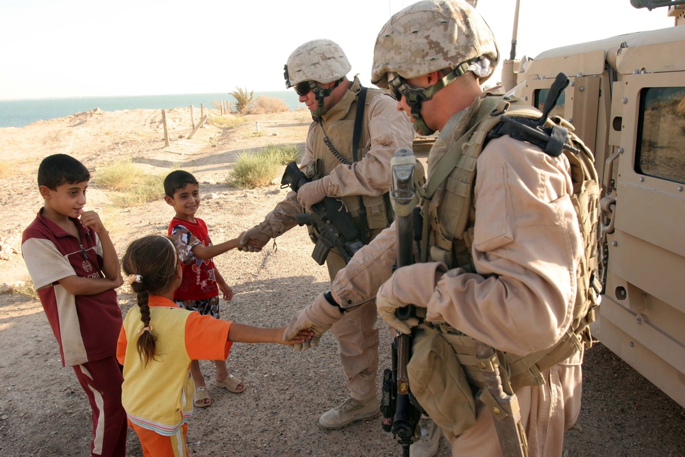 Marines Operate in Al Kabani
