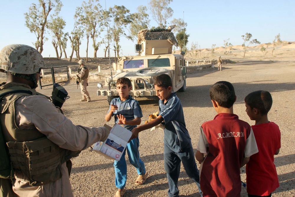 Marines Operate in Al Kabani