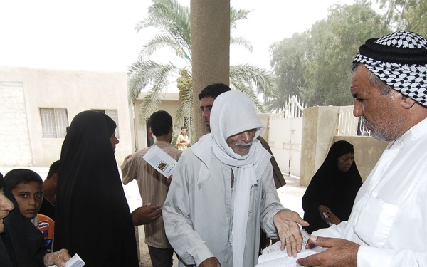 Na Hia Counsel meeting