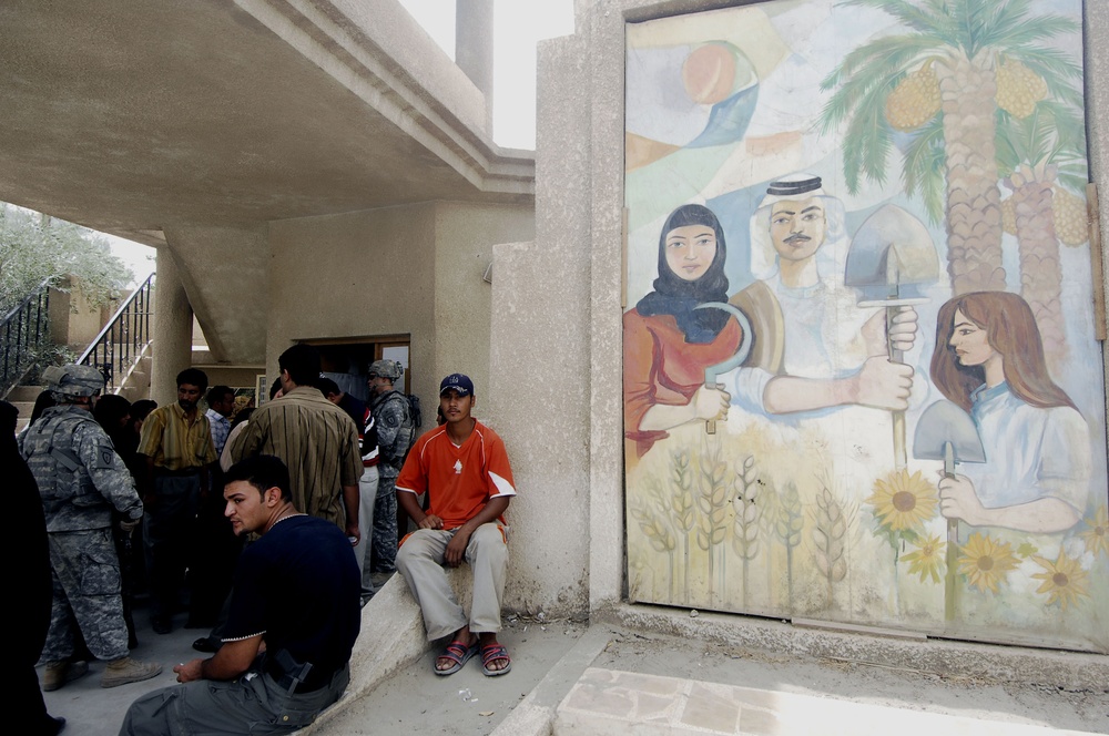 Na Hia Counsel meeting