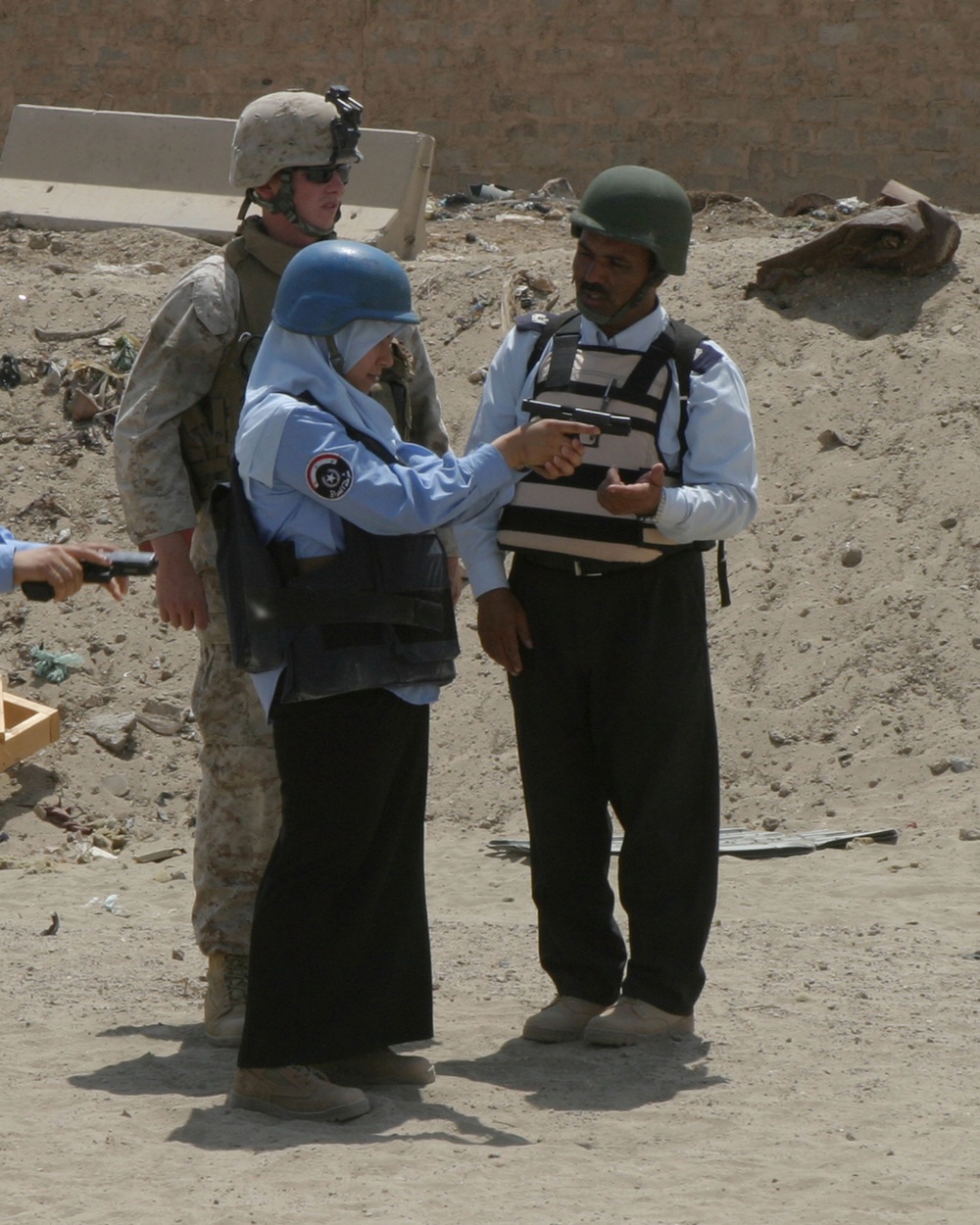 Marines Train Female Iraqi Police