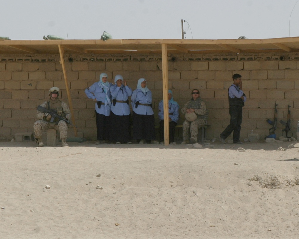 Marines Train Female Iraqi Police