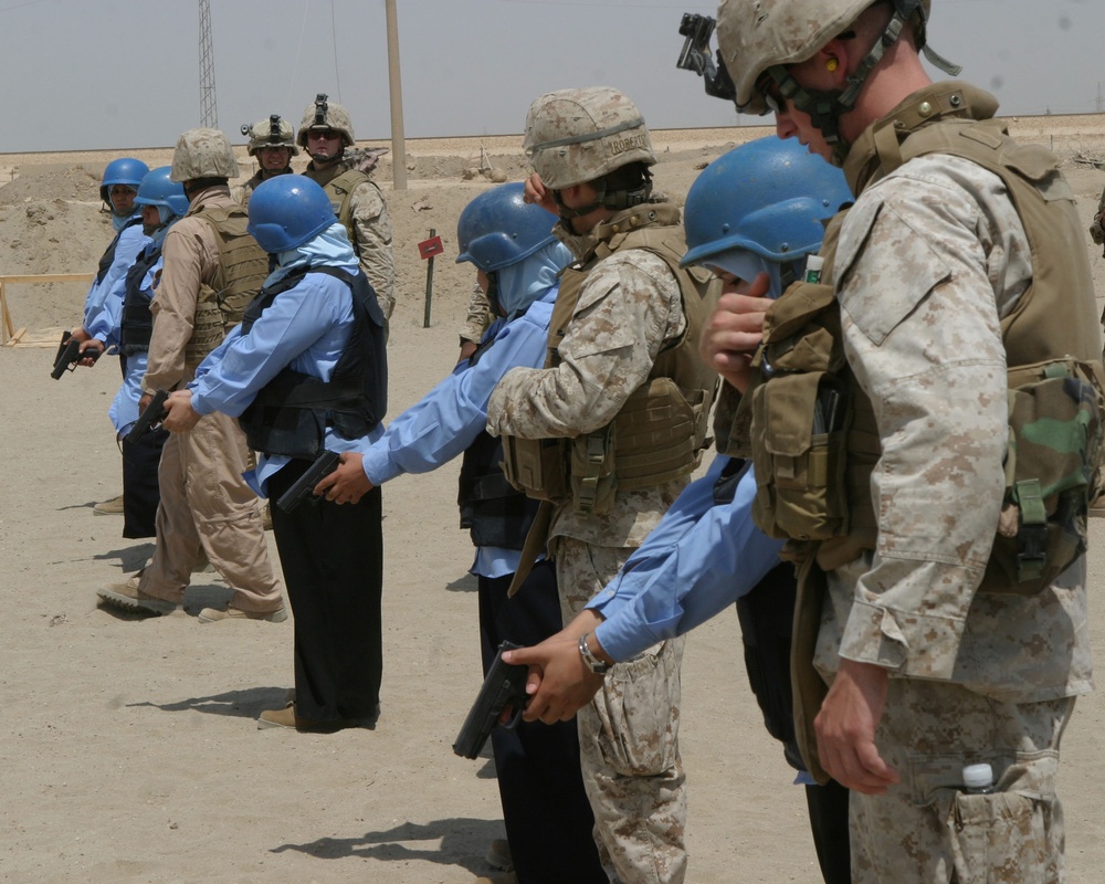 Marines Train Female Iraqi Police