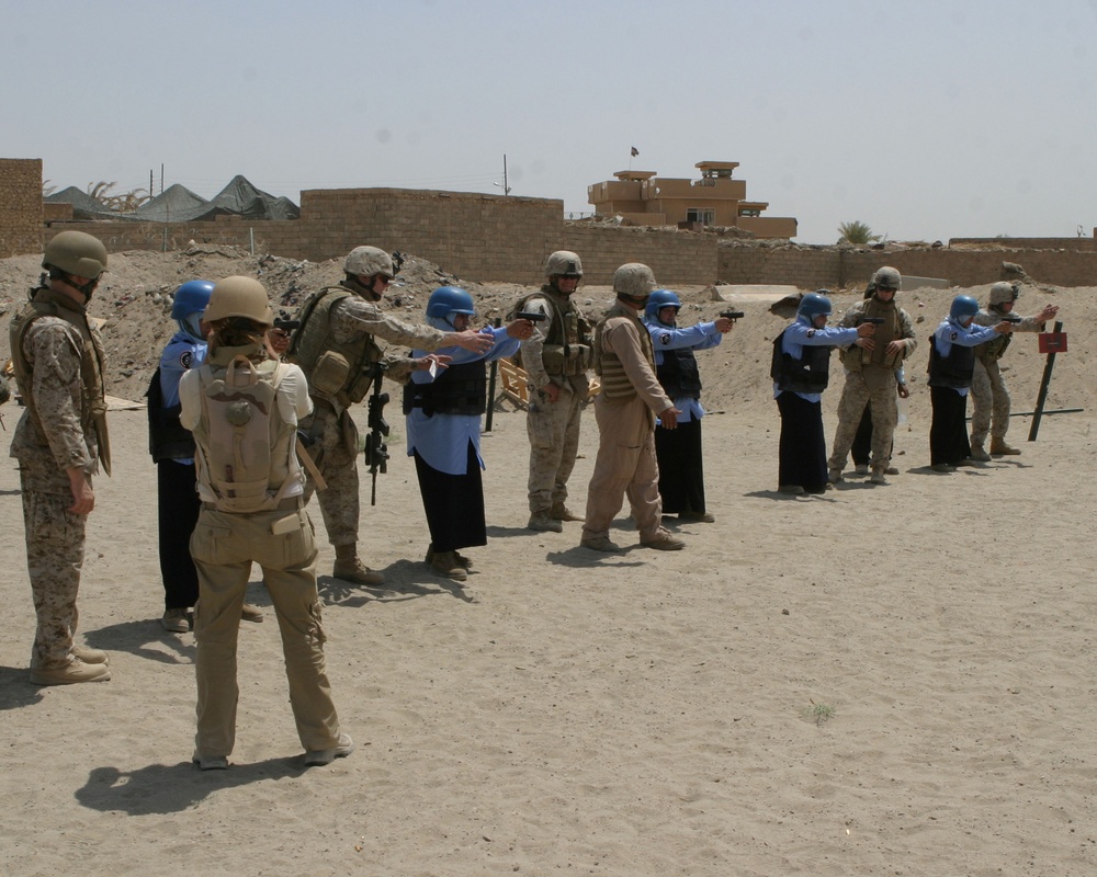 Marines Train Female Iraqi Police