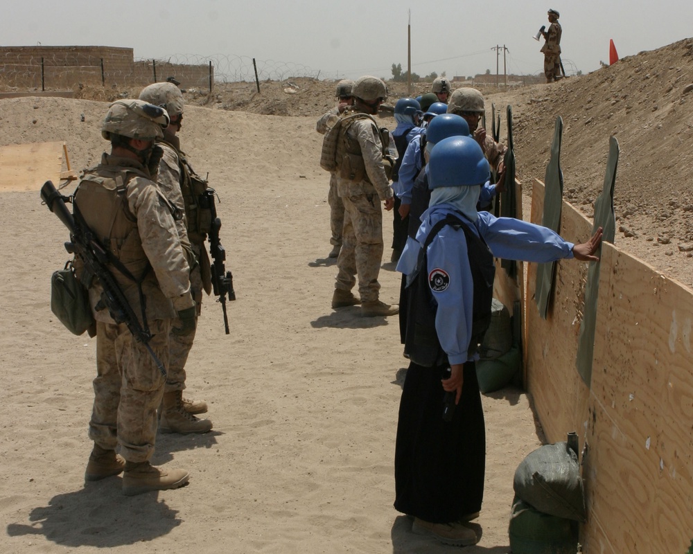 Marines Train Female Iraqi Police