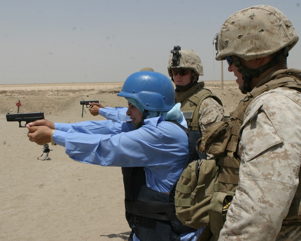 Marines Train Female Iraqi Police