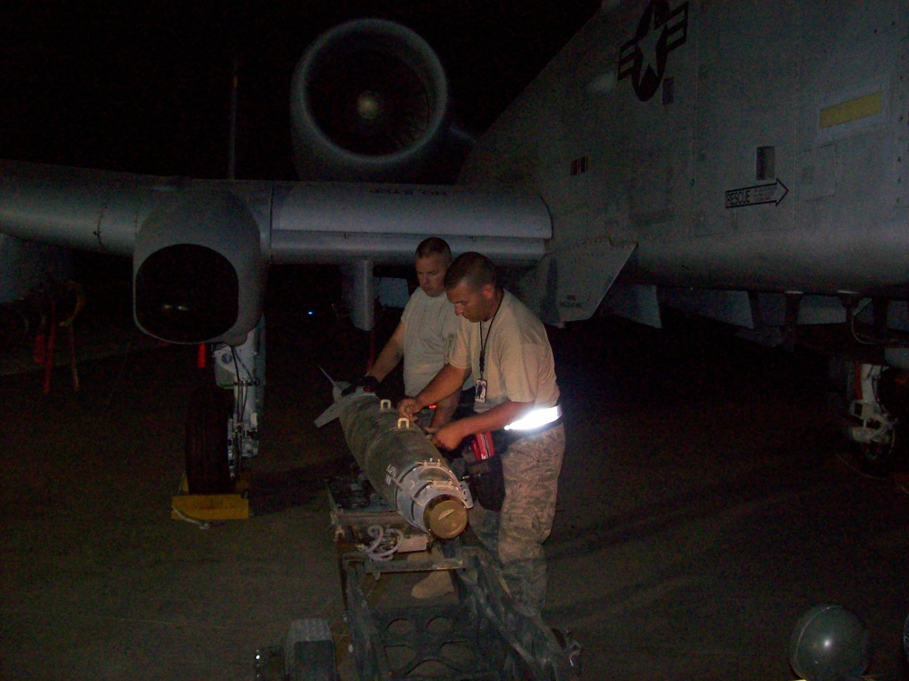 Joint Direct-Attack Munitions to load on an A-10C
