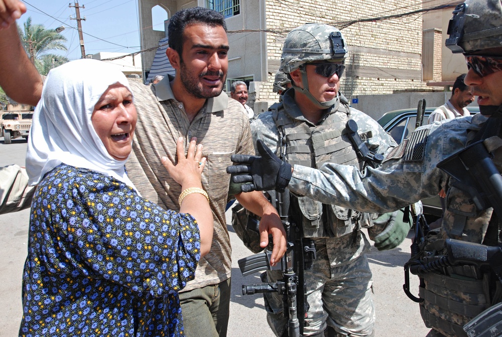 Welcome home: Paratrooper's persistence helps release Adhamiyah man