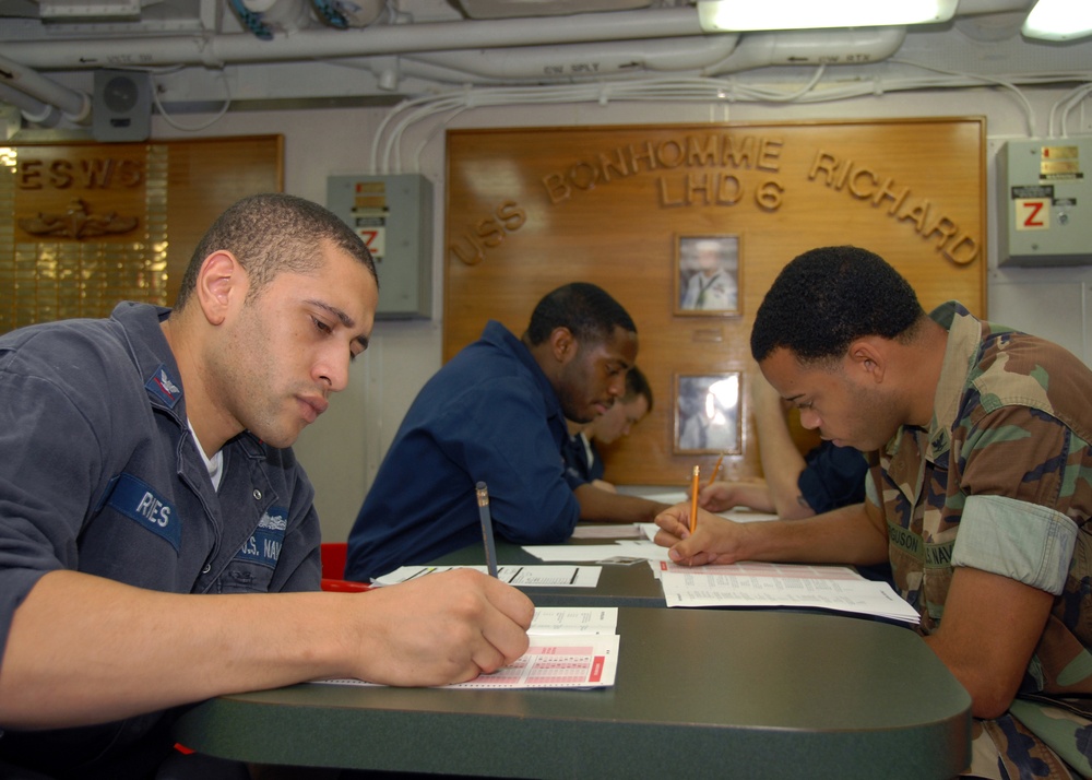 DVIDS Images Petty Officer takes Navywide E5 advancement exam