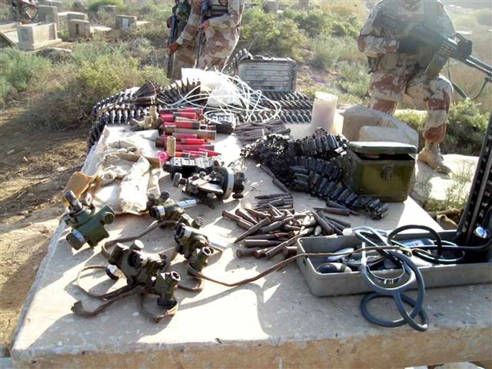 Soldiers find caches, detain wanted terrorists