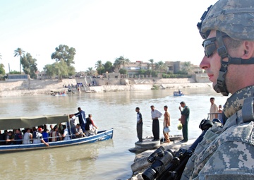 Rush hour at the river