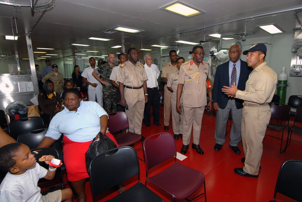 Trinidad and Tobago Military Commanders, U.S. Ambassdor, Tour USNS Comfort