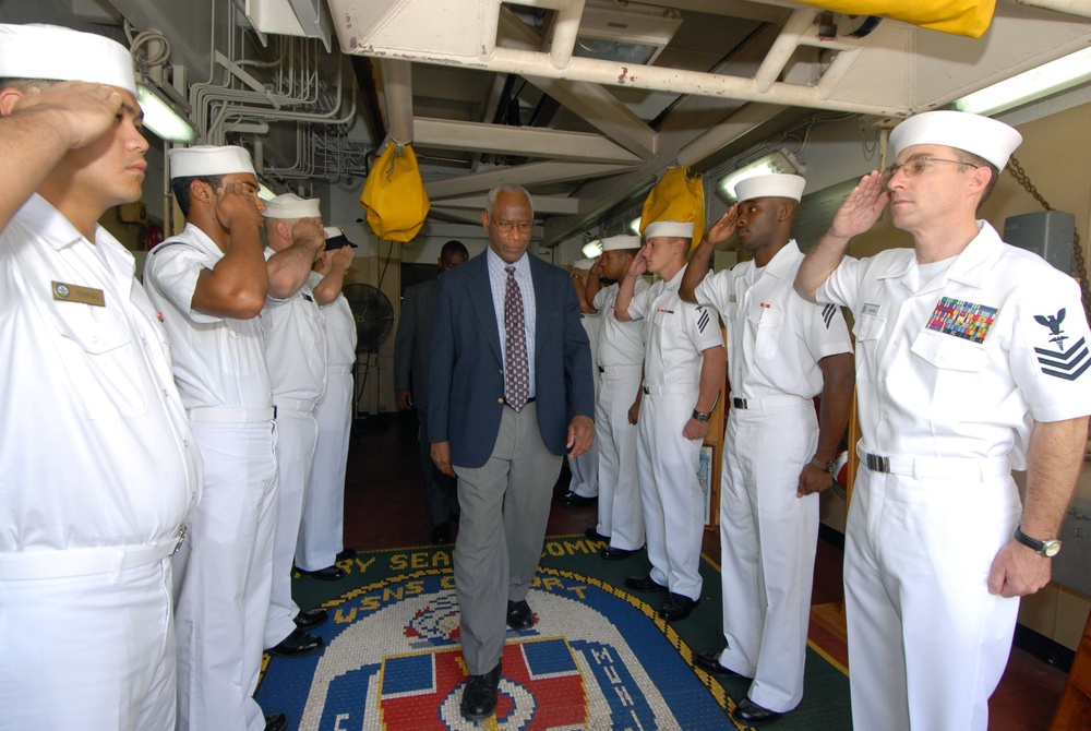 Trinidad and Tobago Military Commanders, U.S. Ambassdor, Tour USNS Comfort