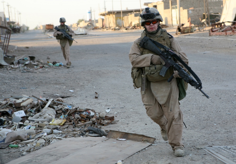 DVIDS - Images - Al Fallujah, Sina'a District Marine Patrol [Image 9 of 21]