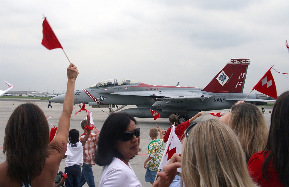 Carrier Wing 5 Homecoming