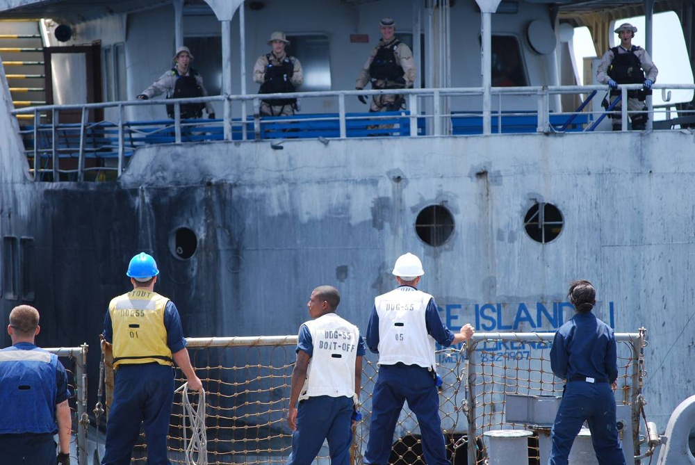 USS Stout assists distressed Vessel