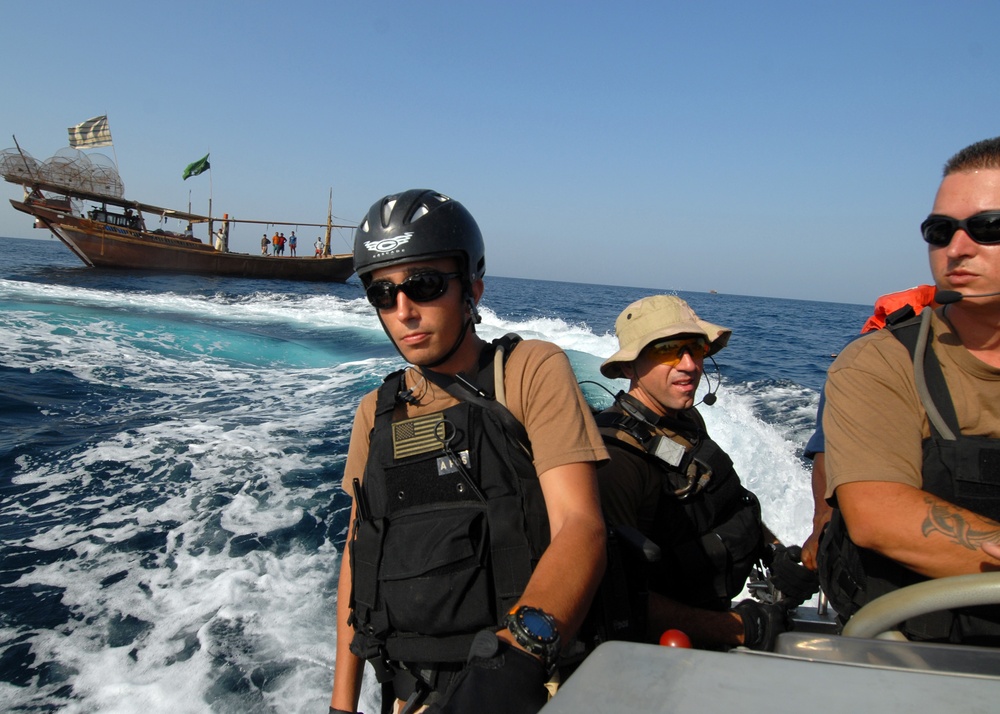 USS Carr Helps Vessel in Distress in Central Arabian Gulf